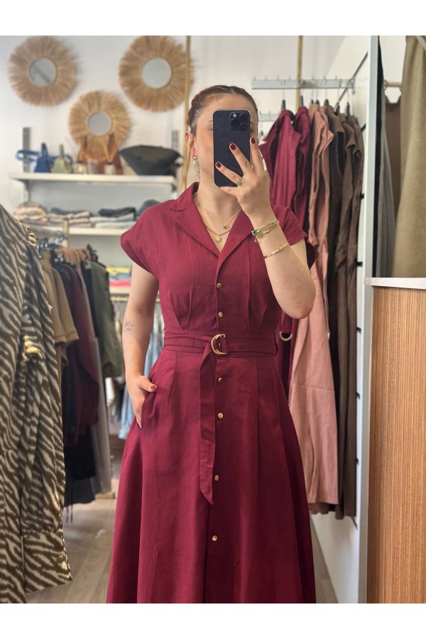 METAL DÜĞMELİ KEMERLİ ELBİSE