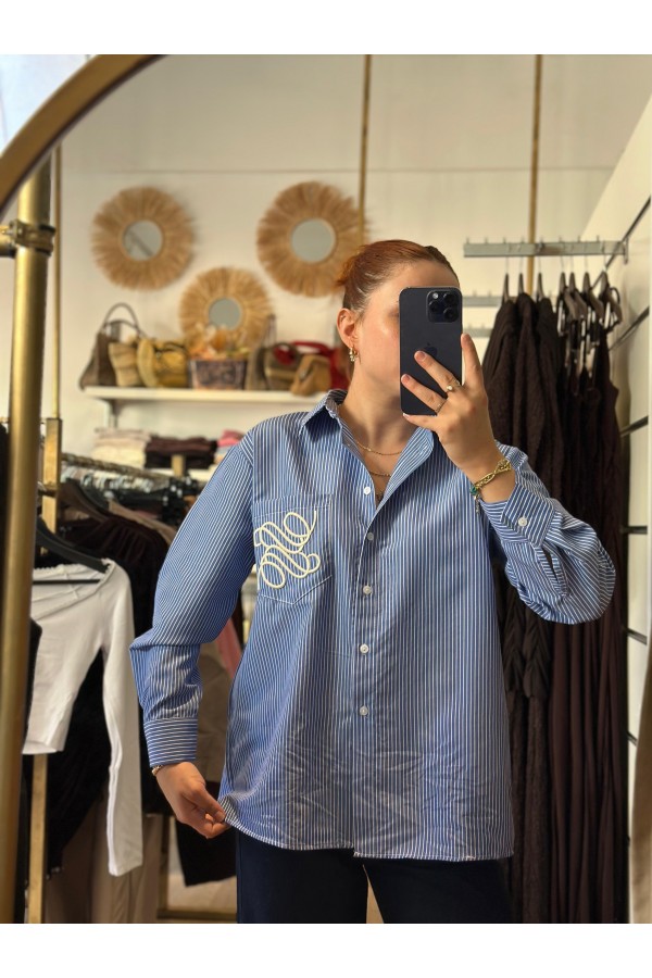 BEYAZ ÇİZGİLİ GÖMLEK